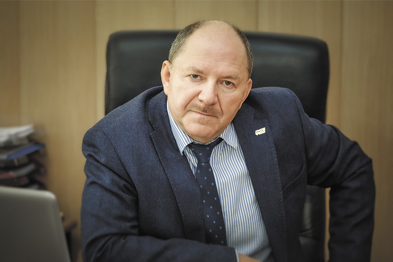 ОФИЦЕРОВ ЮРИЙ БОРИСОВИЧ